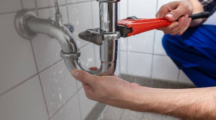 Expert burst pipe repair services in Sharps Chapel, TN